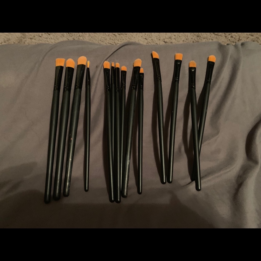 Brush set